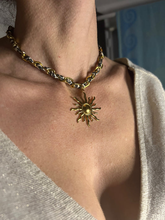 Collier ras-de-cou Léopard