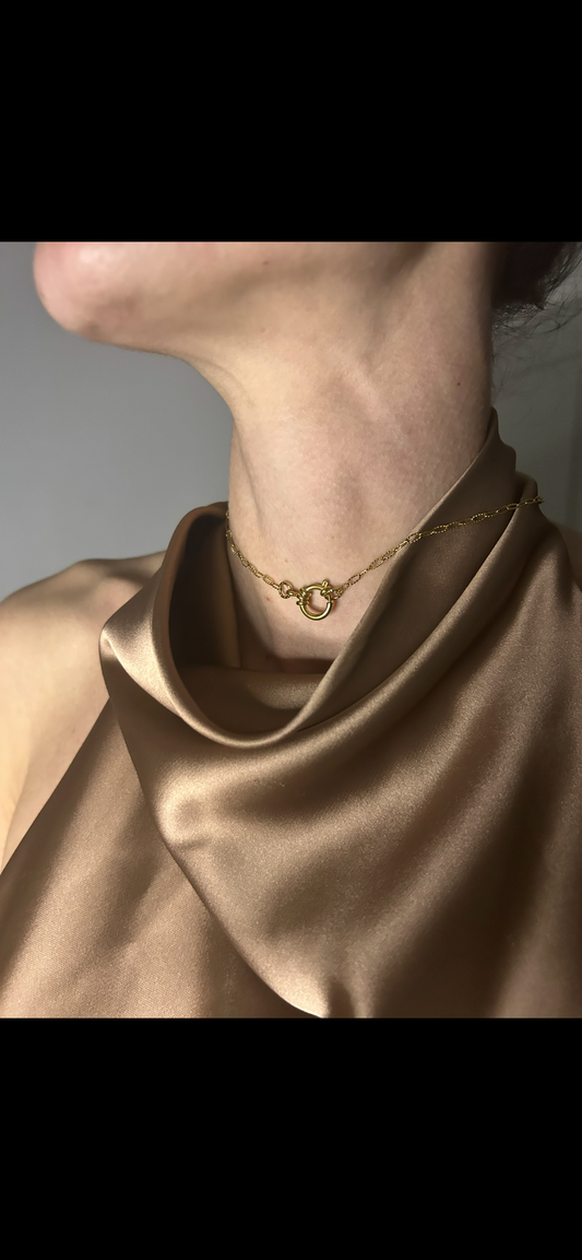 Bijoux de dos Fallone